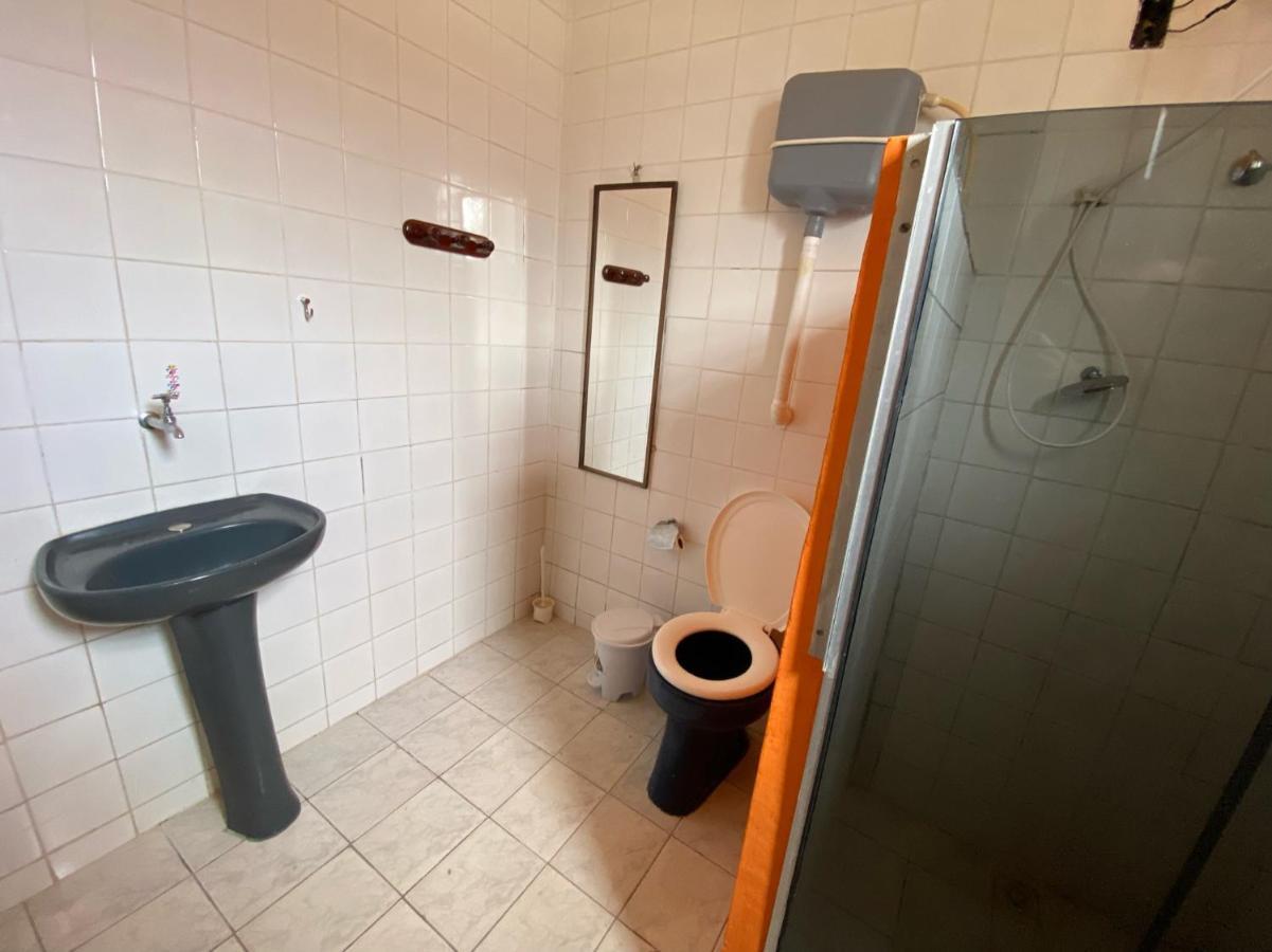 度假居 Casa Inteira: Spacious Retreat Near Guaratiba And Campo Grande *